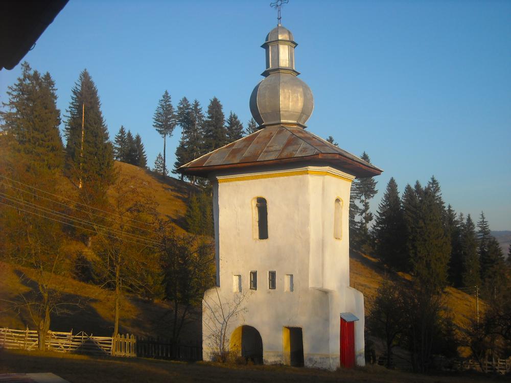 Turnul clopotniță - monument istoric